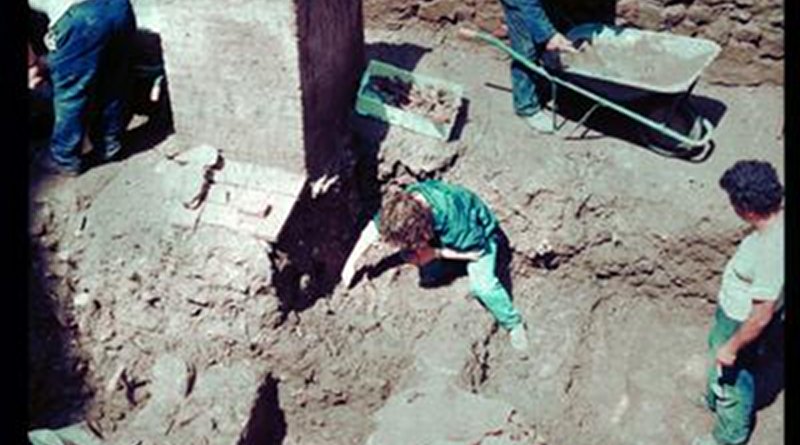 The excavation of the collective grave. All in all, researchers have collected DNA samples at 29 locations in Rome. CREDIT © Michaela Lucci