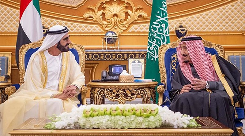 Saudi Arabia's King Salman welcomes the Dubai Ruler Sheikh Mohammed bin Rashid Al-Maktoum. (SPA)