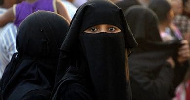 india women muslim islam burqa