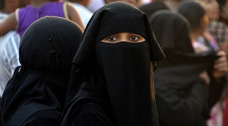 india women muslim islam burqa