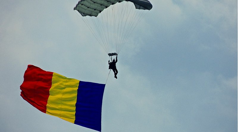 parachute flag romania