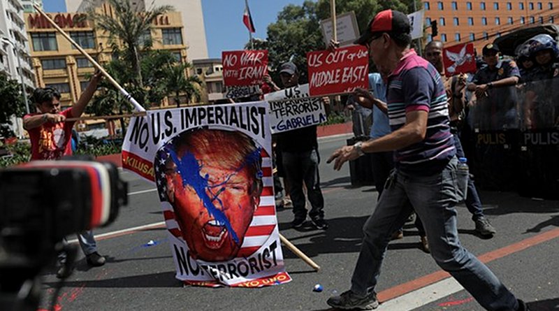 Filipinos protest the airstrike in Iraq that killed top Iranian military Maj. Gen. Qasem Soleimani, near the U.S. embassy in Manila, Jan. 6, 2020. Basilio Sepe/BenarNews