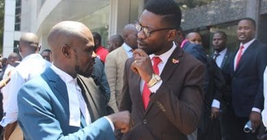 Uganda's Robert Kyagulanyi Sentamu aka Bobi Wine (with glasses). Photo Credit: Mbowasport, Wikimedia Commons