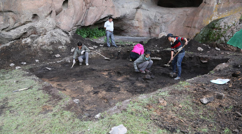 Dr. Xinying Zhou and his team from the IVPP in Beijing excavated the Tangtian Cave site during the summer of 2016. CREDIT Xinying Zhou