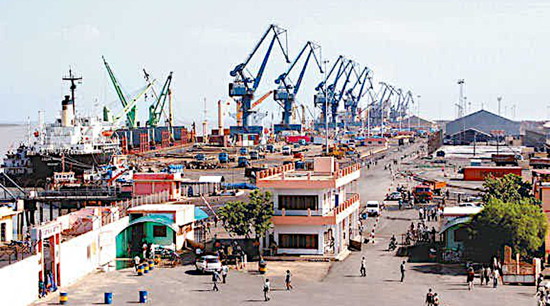 Kandla Port, Gujarat, India. Photo Credit: Mukund, Wikipedia Commons