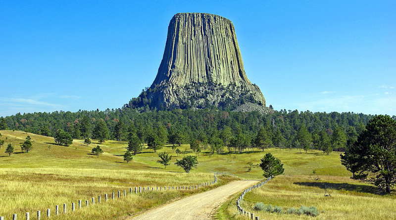 Wyoming's Devils Tower Devils Tower Wyoming Nature