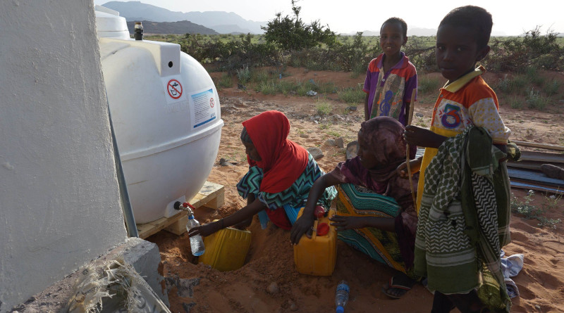 Installing a REvivED water desalination unit at the village of Beyo Gulan, Somaliland (photo credits: Phaesun).