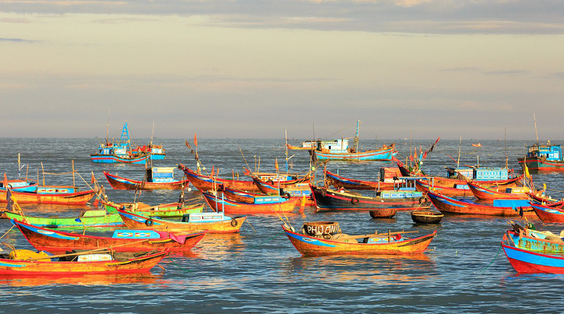 Fishing The Boat Nha Trang Village Vietnam The Sea