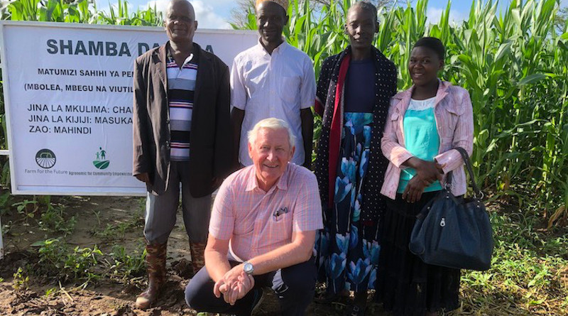 Norwegian entrepreneur and project manager Osmund Ueland posing with some farmers at Masukanzi village in Iringa Tanzania. Credit: Kizito Makoye