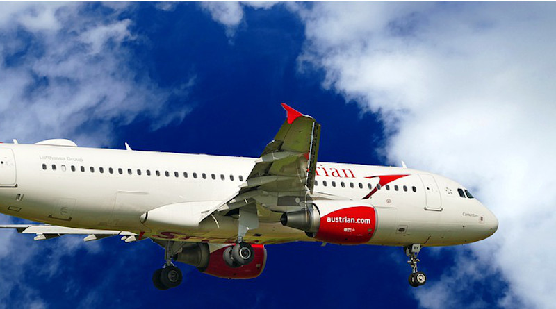 Airplane Austrian Airlines Airbus A320-214 Red White Sky