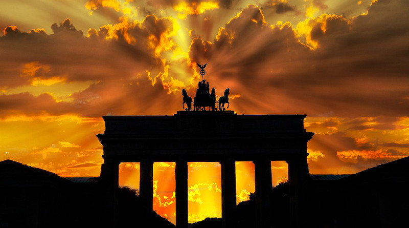 Germany Brandenburger Tor Dusk Dawn Twilight Sunset Berlin
