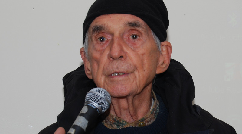 Father Daniel Berrigan. Photo Credit: Thomas Good / Next Left Notes, Wikipedia Commons