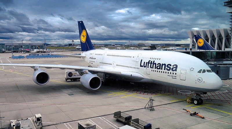 Lufthansa Airport Airbus A380 Aircraft Passenger Aircraft Flying