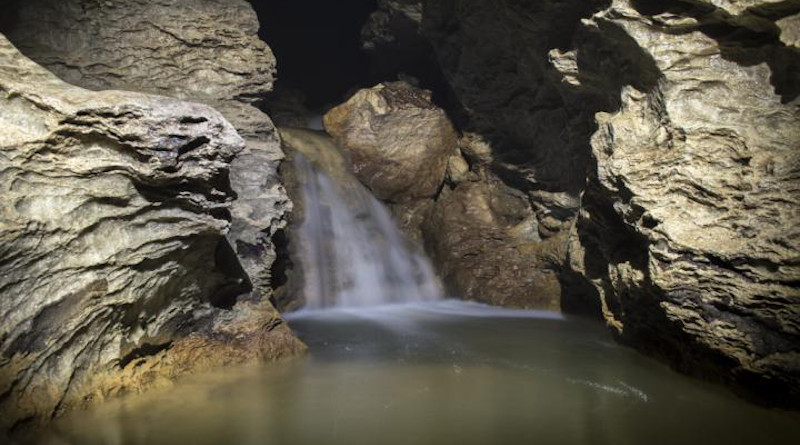 Large volumes of water enter the Monte Conca cave. CREDIT University of South Florida