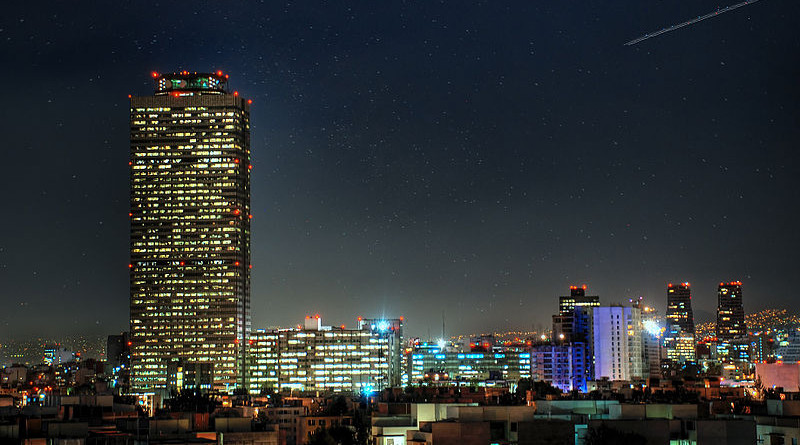 PEMEX Tower at night in Mexico City. Photo Credit: Eneas, Wikipedia Commons.
