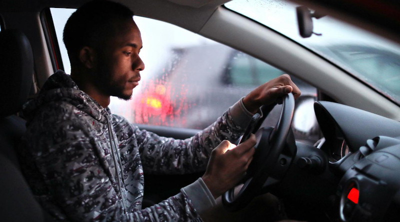 A new survey of app-based ride-hailing and food and grocery-delivery workers in San Francisco underscores the financial vulnerability of workers in the gig economy--and the coronavirus has made their plight much worse, according to findings released by researchers at the University of California, Santa Cruz. CREDIT UC Santa Cruz