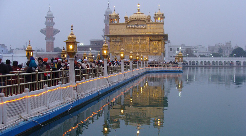 India Golden Temple Shrine Temple Sikhism Sikhs Religion