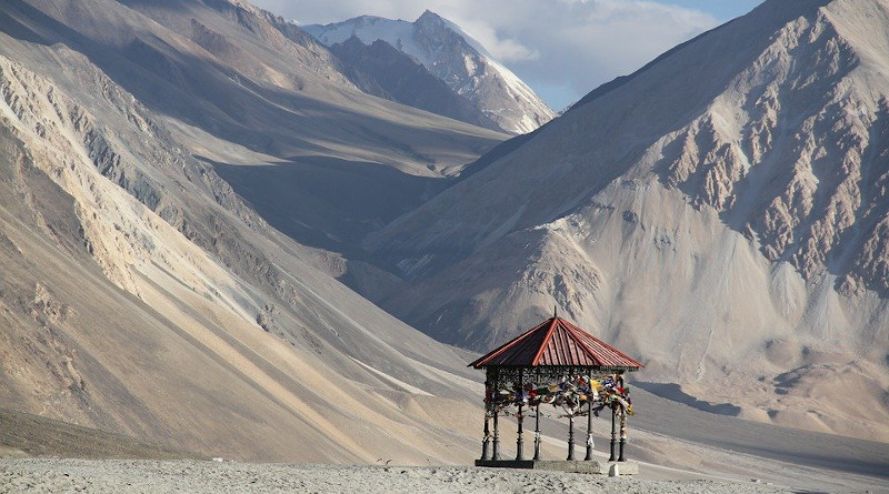 Pangong Tso Lake High Grassland Lake Pangong Lake China India