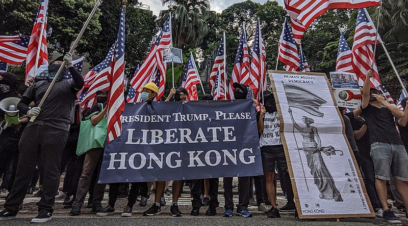 Hong Kong protesters march to the US consulate. Photo Credit: Studio Incendo, Wikipedia Commons