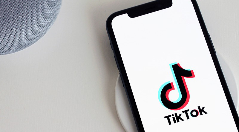 Tiktok App Iphone Telephone Social Media