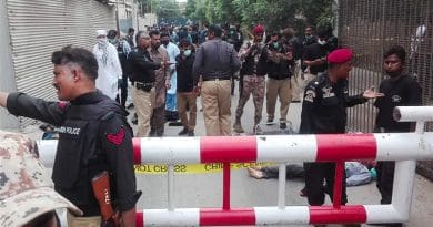 Police on the scene after gunmen attack the stock exchange in the Pakistani city of Karachi. Photo Credit: Tasnim News Agency