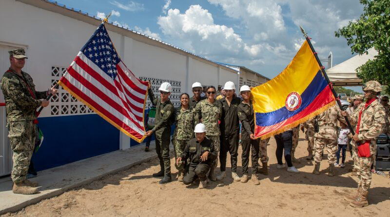 Colombian and US military personnel, in a joint program in Riohacha, Colombia. Credit: US Navy, open license