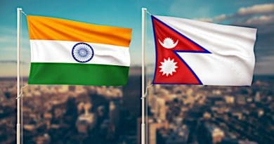 flags nepal and india