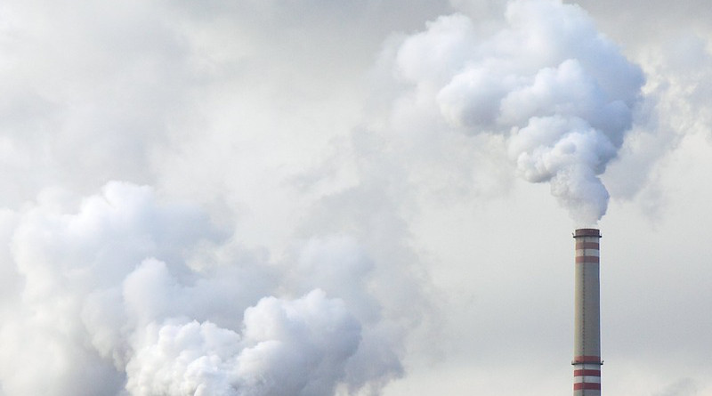 Pollution Building Chimneys Clouds Coal Electricity Energy