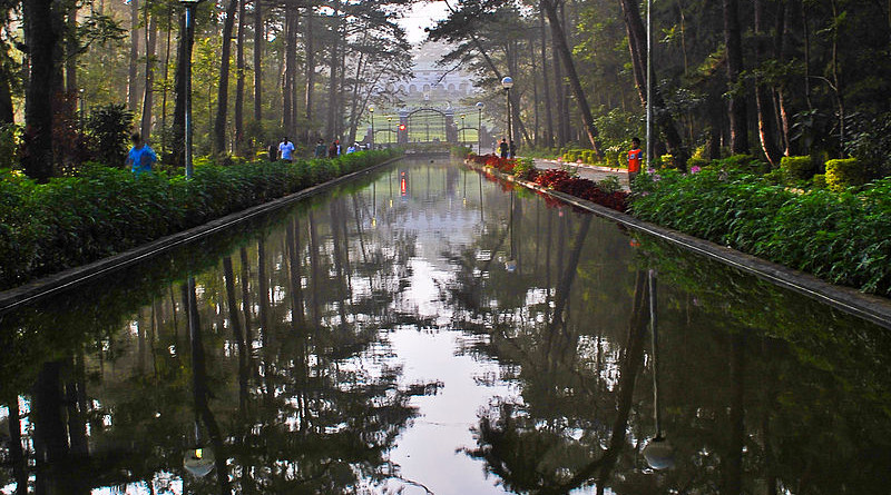 Park in Baguio City, Philippines. Photo Credit: Jsinglador, Wikipedia Commons