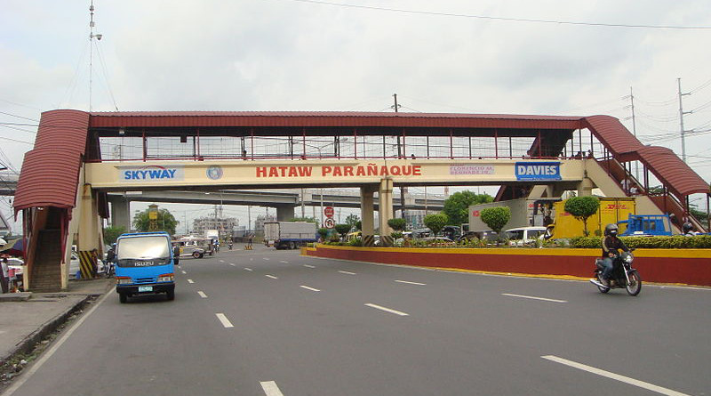 Paranaque City welcome marker in Metropolitan Manila, Philippines. Photo Credit: Ramon FVelasquez, Wikipedia Commons