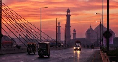 Badshahi mosque Lahore Pakistan Sun Punjab Mughal