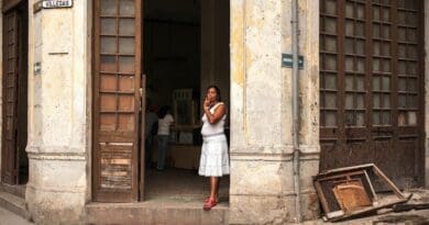 Cuba Doors Architecture Havana Woman