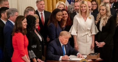 President Trump signs an Executive Order at the White House Summit on Human Trafficking in honour of the 20th Anniversary of the Trafficking Victims Protection Act of 2000, Jan. 31, 2020. Official White House Photo by Andrea Hanks.