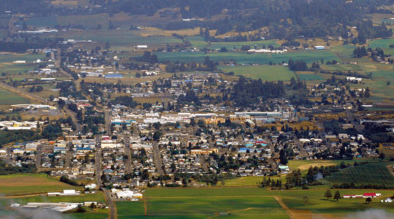 Aerial view of Tillamook, Oregon. Photo Credit: Amos Meron, Wikipedia Commons