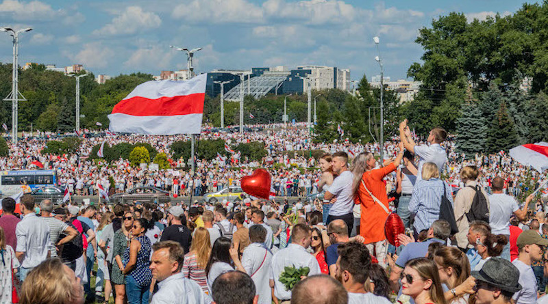 Protest rally against President Lukashenko, 16 August. Minsk, Belarus. CC BY-SA 3.0