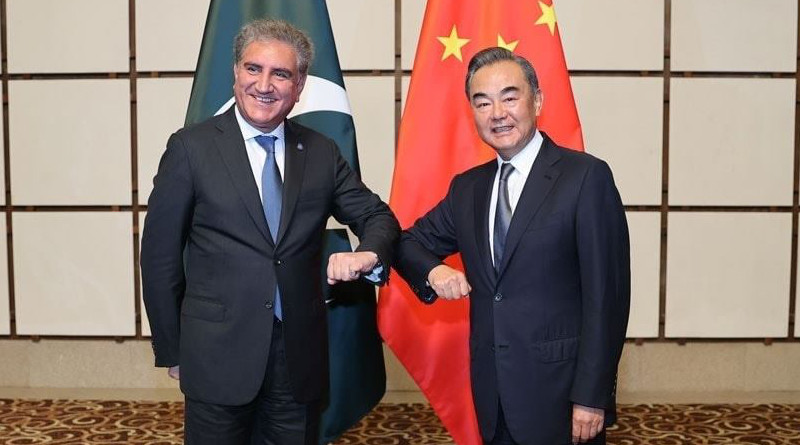 Foreign Ministers for China, Wang Yi, (right) and Pakistan, Shah Mahmood Qureshi. Photo Credit: Facebook/Shah Mahmood Qureshi