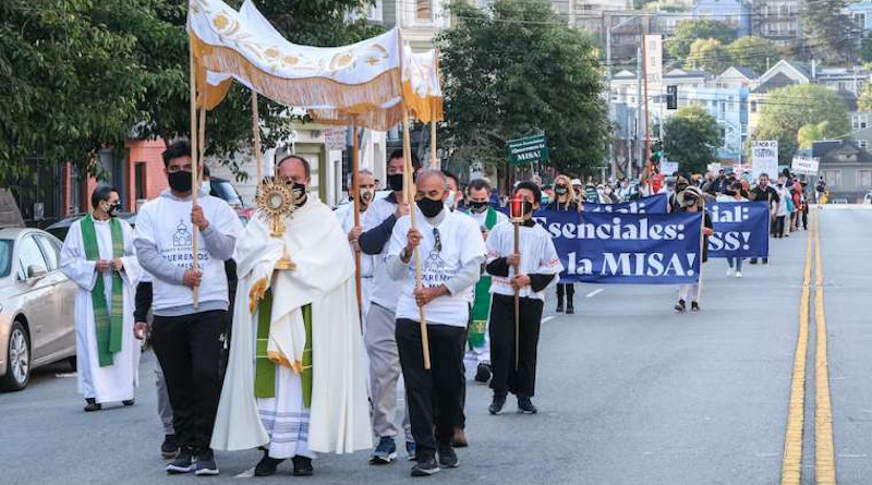 A Eucharistic procession held in San Francisco urging permission for greater attendance at Mass, Sept. 20, 2020. Credit: Archdiocese of San Francisco.
