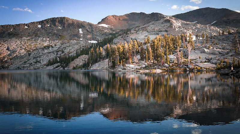 Sierra Nevada California Mountains Lake Reflection Dawn Evening Golden Hour