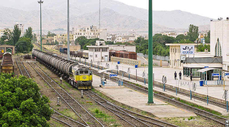 File photo of a fuel train from Imam Khomeini Oil Refinery to Tehran, arriving to Arak Railway Station. Photo Credit: Omid Jafarnezhad, Wikimedia Commons