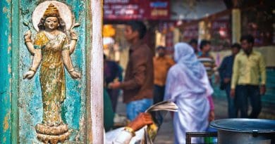 Street God Asia India Religion Travel City Faith People