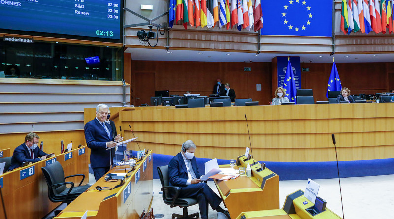 MEPs debated the latest proposals to link EU funds to the respect of the rule of law with Council and the Commission. ©EP2020