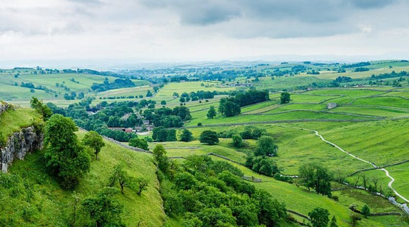 England Malham Cove Yorkshire Pano Panorama Valley Kingdom