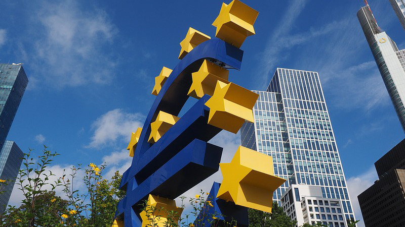 european central bank log euro ecb