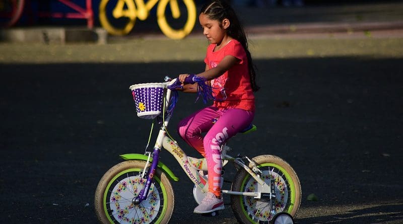 Latina Bicycles Girl Latino