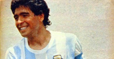 Diego Maradona celebrates his goal v. Italy at the 1986 FIFA World Cup in Mexico. Photo Credit: El Gráfico, Wikipedia Commons
