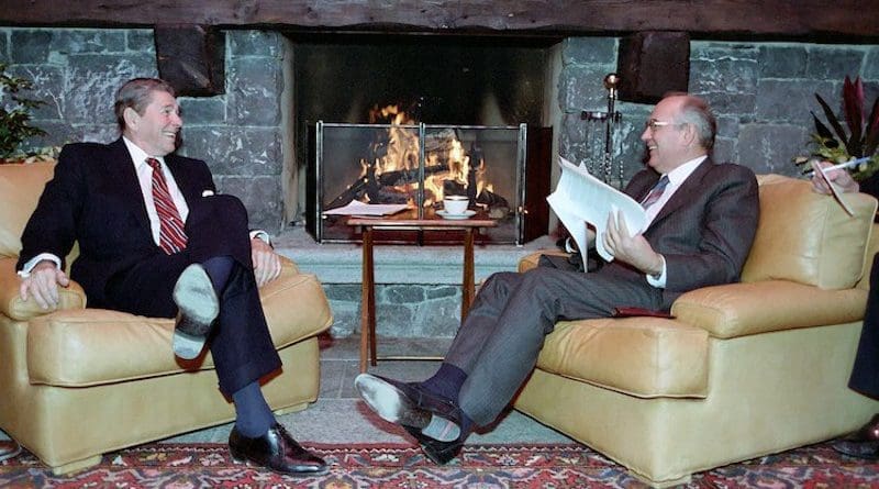 President Ronald Reagan and Soviet General Secretary Mikhail Gorbachev at The First Summit in Geneva Switzerland, 19 November 1985. Source: Wikimedia Commons.