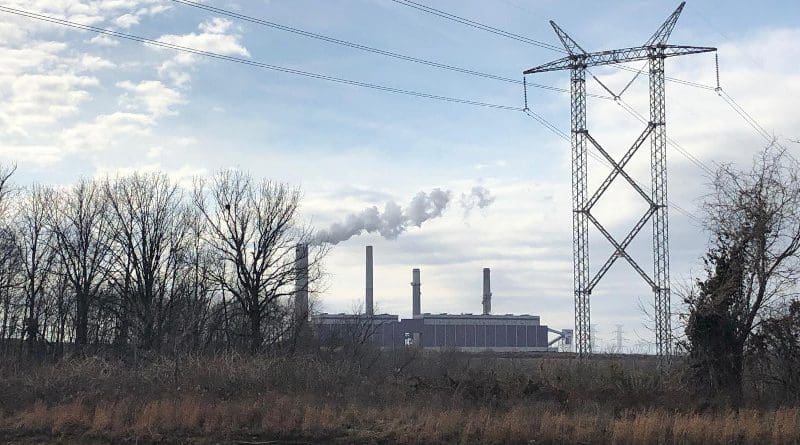 The Gibson Generating Station is a coal-burning power plant located in Gibson County, Indiana. CREDIT: Emily Grubert, Georgia Tech