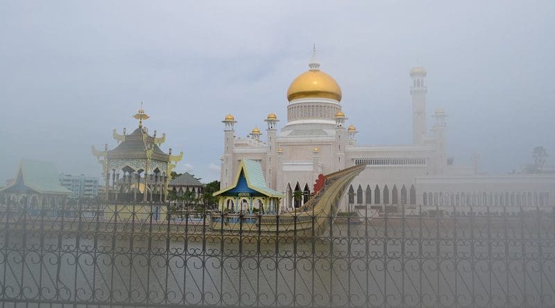 Mosque Golden Brunei Bandar Seri Begawan
