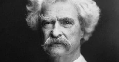 A portrait of the American writer Mark Twain taken by A. F. Bradley in New York, 1907.. Credit: Wikipedia Commons