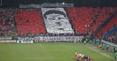 Dinamo Bucharest fans paying homage to Cătălin Hîldan in 2005. Photo Credit: Tico189, Wikipedia Commons